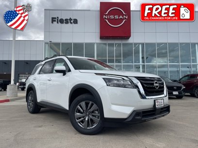 New 2025 Nissan Pathfinder SV