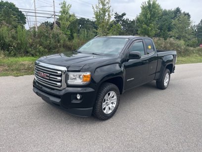 Used 2017 GMC Canyon SLE w/ SLE Convenience Package