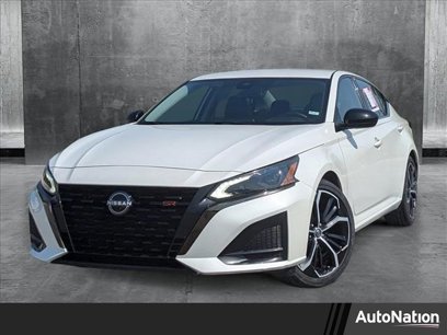 Used 2023 Nissan Altima 2.5 SR