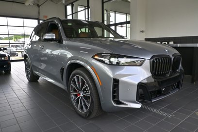 New 2026 BMW X5 xDrive40i w/ M Sport Package