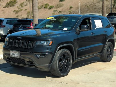 Used 2019 Jeep Grand Cherokee Laredo