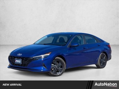 Used 2022 Hyundai Elantra Blue w/ Preferred Accessory Package