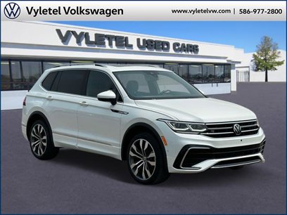 Used 2022 Volkswagen Tiguan SEL R-Line