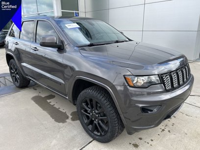 Used 2020 Jeep Grand Cherokee Altitude