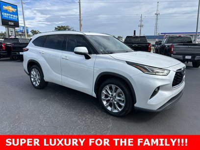 Used 2022 Toyota Highlander Limited