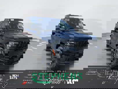 New 2025 Jeep Grand Cherokee Altitude