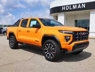 New 2025 GMC Canyon AT4 w/ Nightfall Edition