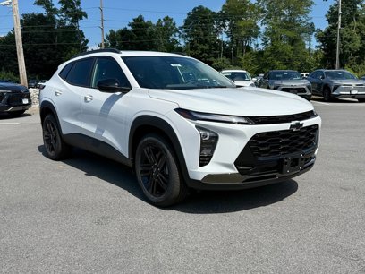 New 2025 Chevrolet Trax ACTIV w/ Sunroof Package