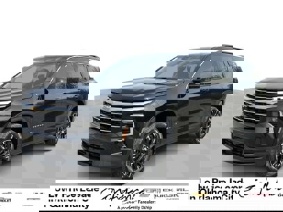 New 2025 Chevrolet Traverse LT w/ Sun and Wheel Package