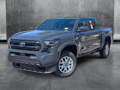 New 2025 Toyota Tacoma SR5