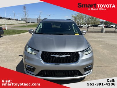 Used 2022 Chrysler Pacifica Limited