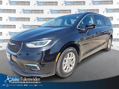 Certified 2023 Chrysler Pacifica Touring-L