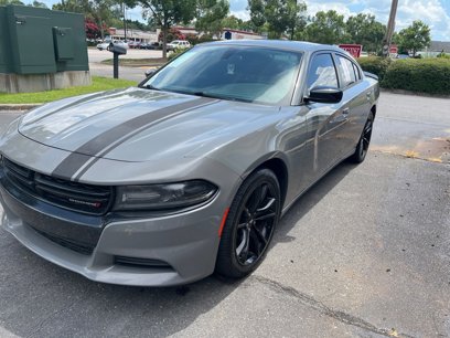 Used 2018 Dodge Charger SXT w/ Blacktop Package