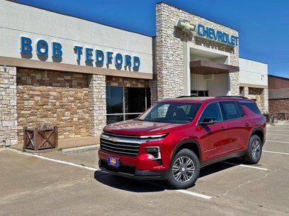 New 2025 Chevrolet Traverse LT w/ Driver Confidence Package