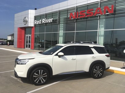 Used 2023 Nissan Pathfinder Platinum
