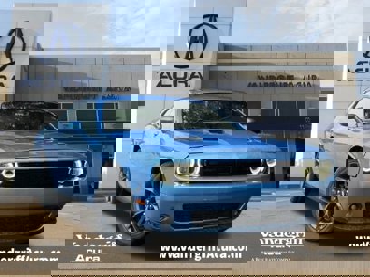 Used 2019 Dodge Challenger SXT w/ Blacktop Package