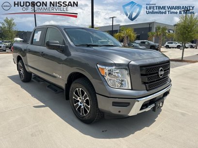 Used 2023 Nissan Titan SV w/ SV Convenience Package