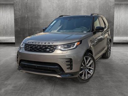New 2024 Land Rover Discovery Dynamic SE