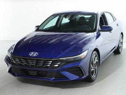 Certified 2025 Hyundai Elantra SEL