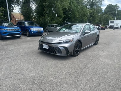 Used 2025 Toyota Camry SE w/ Convenience Package