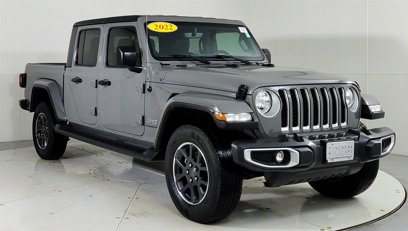 Used 2022 Jeep Gladiator Overland w/ Popular Equipment Package
