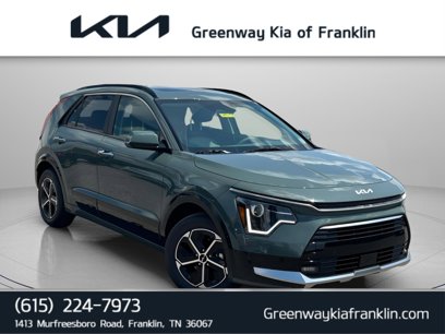 New 2025 Kia Niro SX