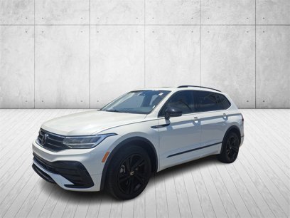 Used 2024 Volkswagen Tiguan SE R-Line
