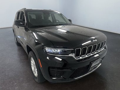Used 2022 Jeep Grand Cherokee Laredo w/ Luxury Tech Group I