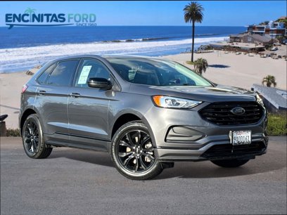 Certified 2022 Ford Edge SE w/ Black Appearance Package