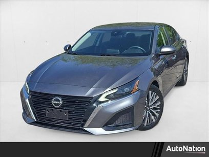 Used 2023 Nissan Altima 2.5 SV
