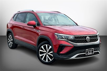 Used 2022 Volkswagen Taos SE