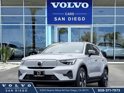 New 2025 Volvo EX40 Core w/ Climate Package