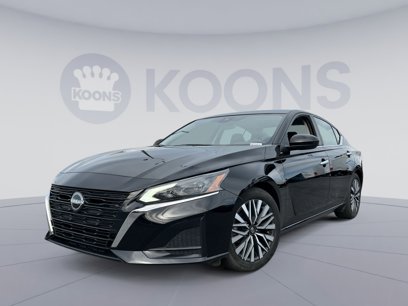Used 2024 Nissan Altima 2.5 SV