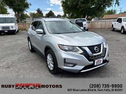 Used 2018 Nissan Rogue SV