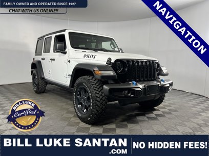 Used 2023 Jeep Wrangler Unlimited w/ 8.4" Radio Group