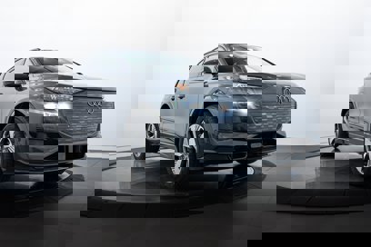 New 2025 Audi Q6 e-tron Premium Plus