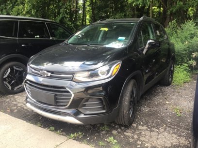 Used 2022 Chevrolet Trax LT w/ Midnight Edition