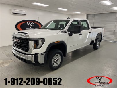 New 2025 GMC Sierra 2500 Pro