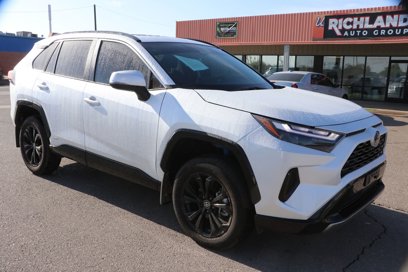 Used 2025 Toyota RAV4 SE
