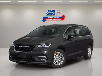 New 2025 Chrysler Pacifica Select