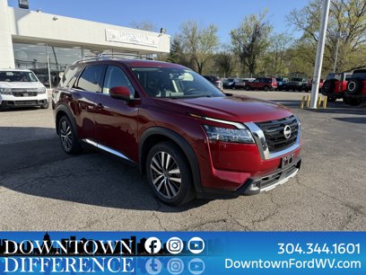 Used 2022 Nissan Pathfinder Platinum w/ Cargo Package