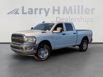 New 2024 RAM 2500 Tradesman w/ Chrome Appearance Group