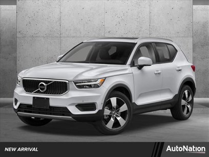 Used 2020 Volvo XC40 T5 Momentum