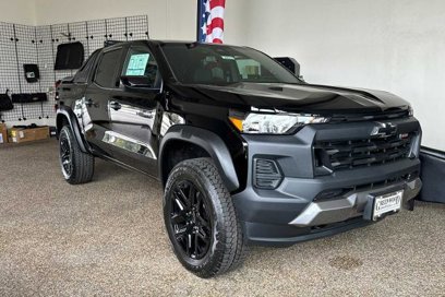 New 2025 Chevrolet Colorado Trail Boss w/ Midnight Edition