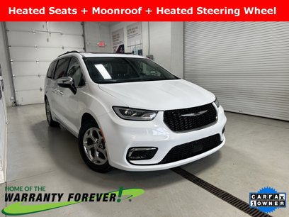 Used 2023 Chrysler Pacifica Limited
