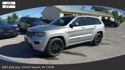 Used 2017 Jeep Grand Cherokee Altitude