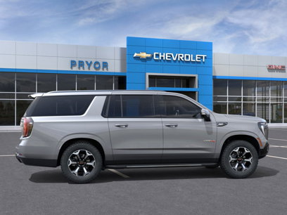 New 2025 GMC Yukon XL AT4