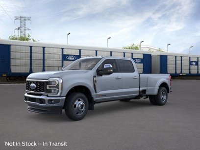 New 2025 Ford F350 Lariat