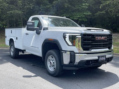 New 2024 GMC Sierra 2500 Pro w/ Convenience Package