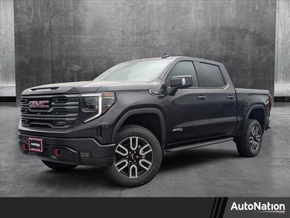 New 2025 GMC Sierra 1500 AT4 w/ AT4 Premium Package